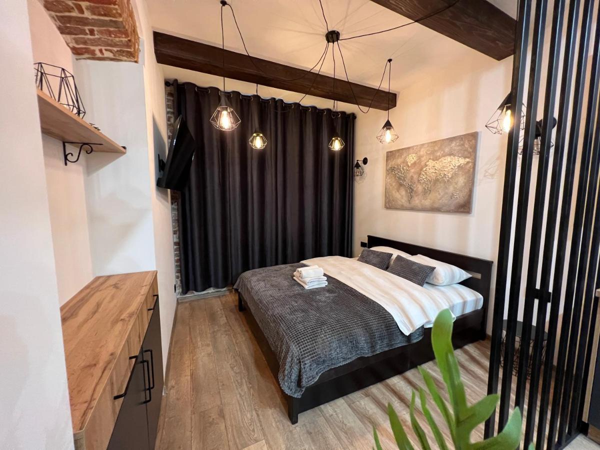 Cozy Loft На Староєврейській 24 Lviv Bagian luar foto