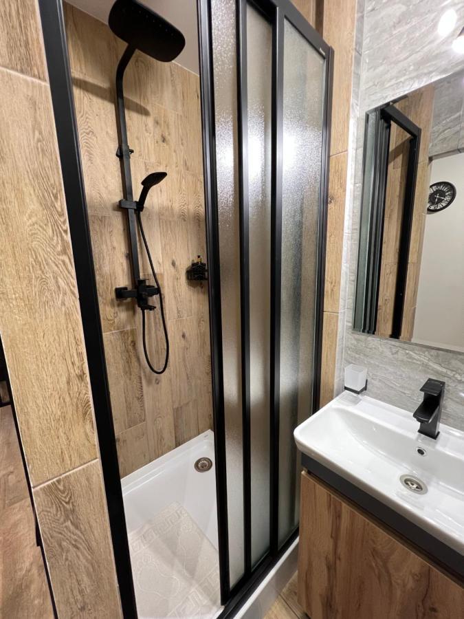 Cozy Loft На Староєврейській 24 Lviv Bagian luar foto