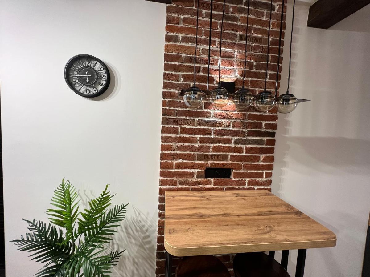 Cozy Loft На Староєврейській 24 Lviv Bagian luar foto
